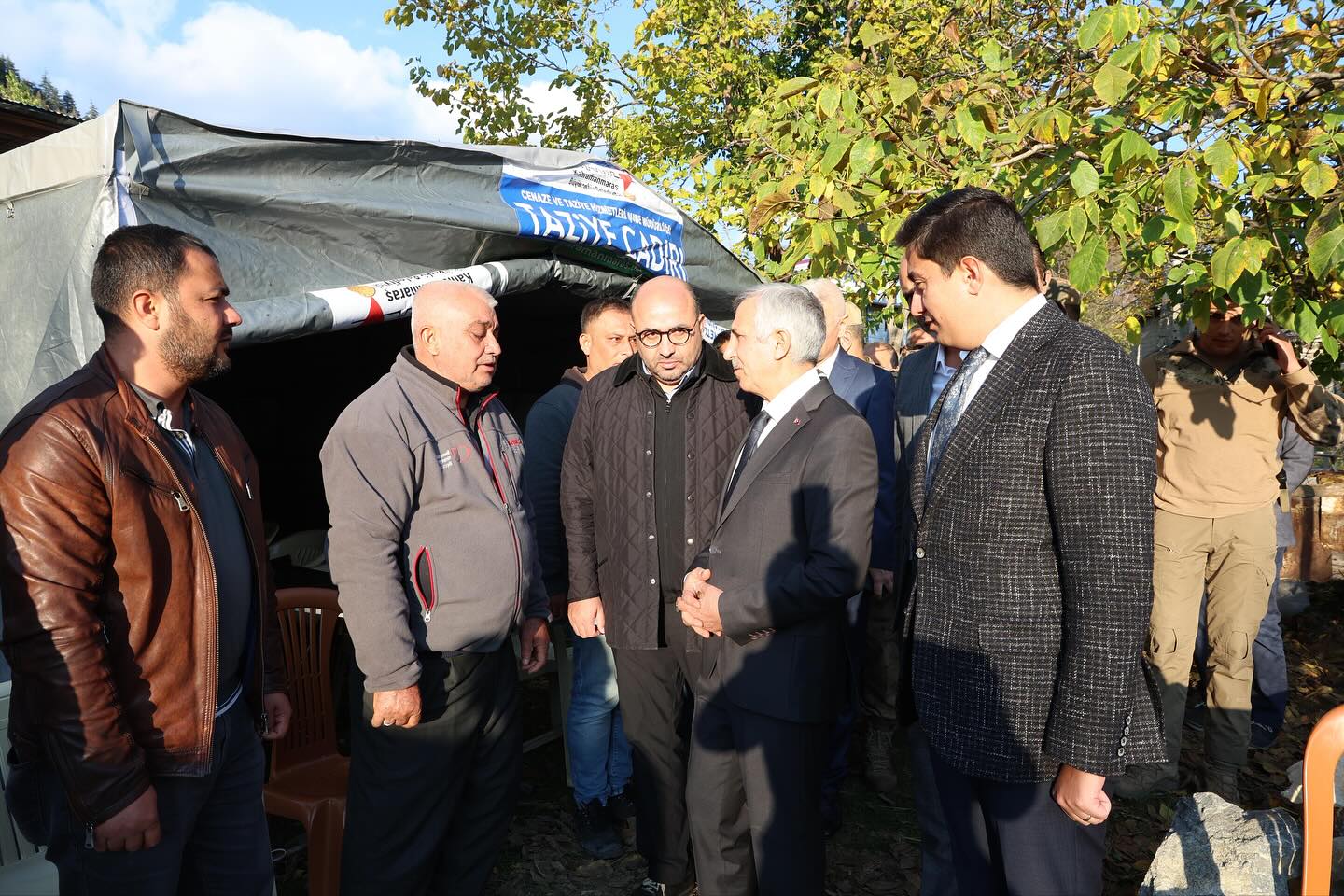 Vali Ünlüer’den Milletvekili Şahin’e Taziye Ziyareti2