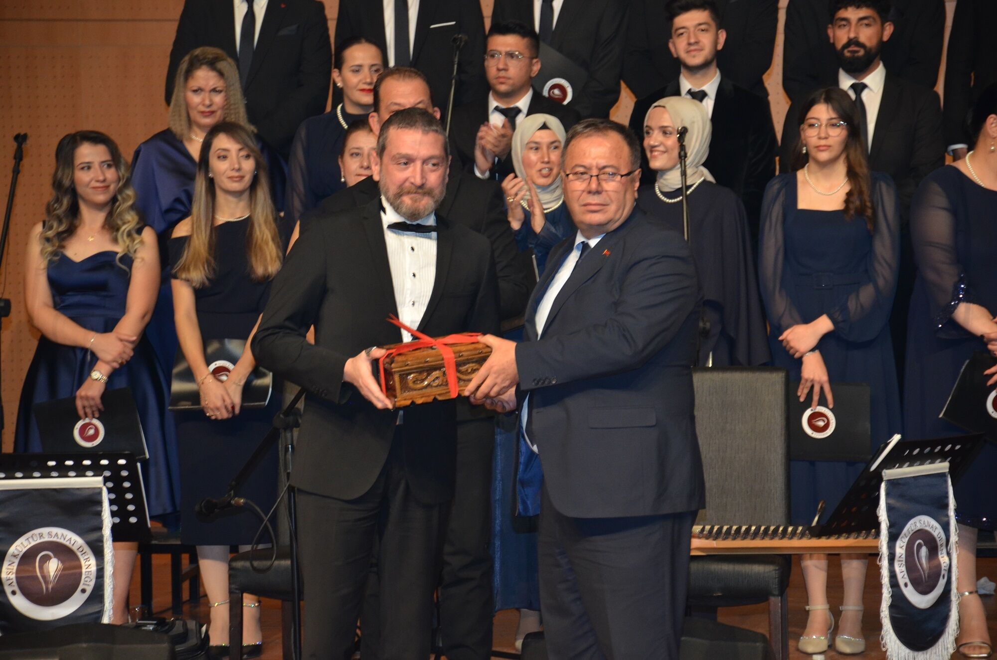 Afşin Kültür Sanat Derneği’nden “İnce Saz Şarkıları” Konseri Kahramanmaraş’ta Unutulmaz Gece (25)