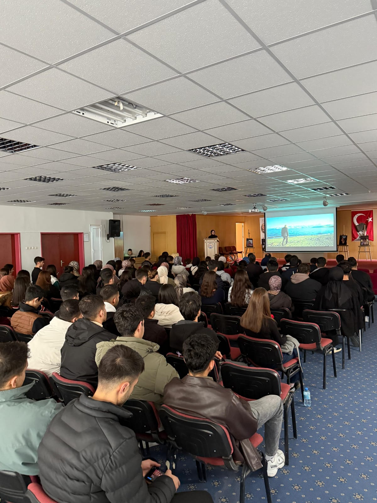 Afşin Sağlık Yüksekokulu’nda Kadına Yönelik Şiddete Dikkat Çeken Tiyatro Sunumu (3)