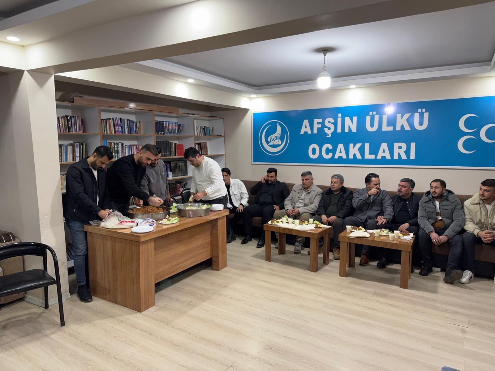 Afşin Ülkü Ocakları’ndan Eğitim Camiasını Buluşturan Çiğ Köfte Programı4