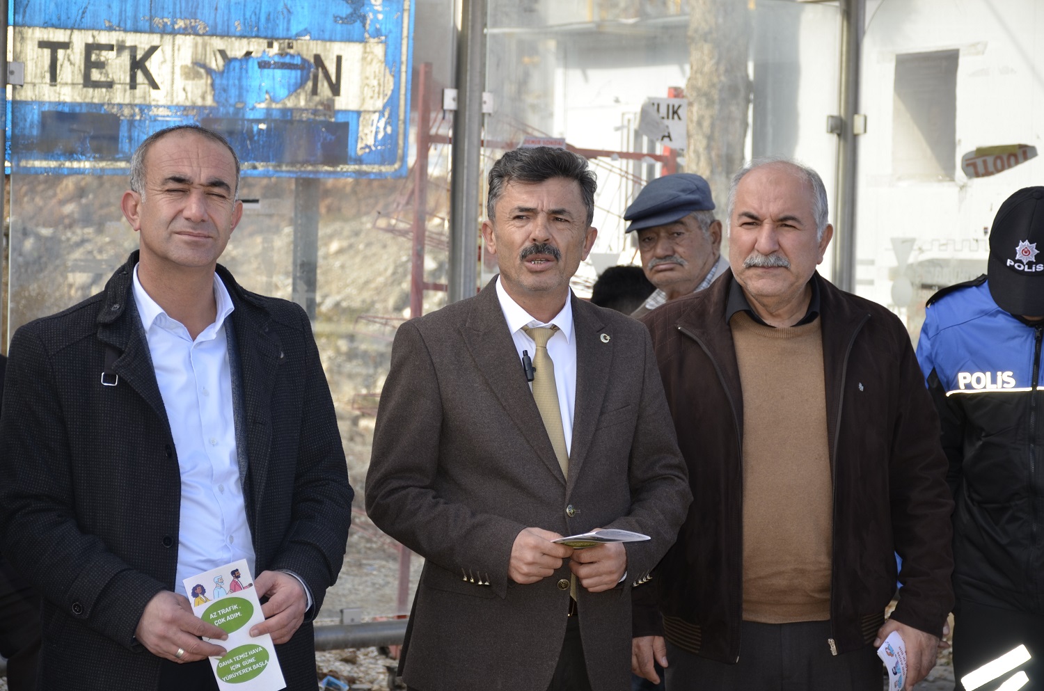 Afşin’de Esnafa Trafik Ve Sağlık İçin Yürüyüş Bilgilendirmesi Yapıldı (3)