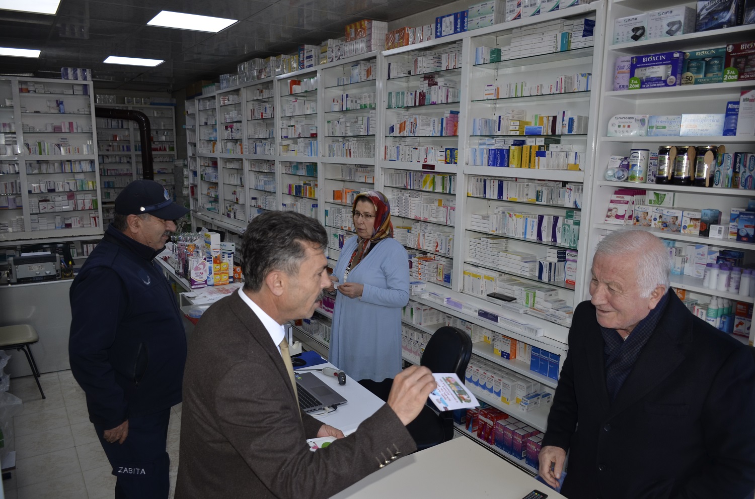 Afşin’de Esnafa Trafik Ve Sağlık İçin Yürüyüş Bilgilendirmesi Yapıldı (5)