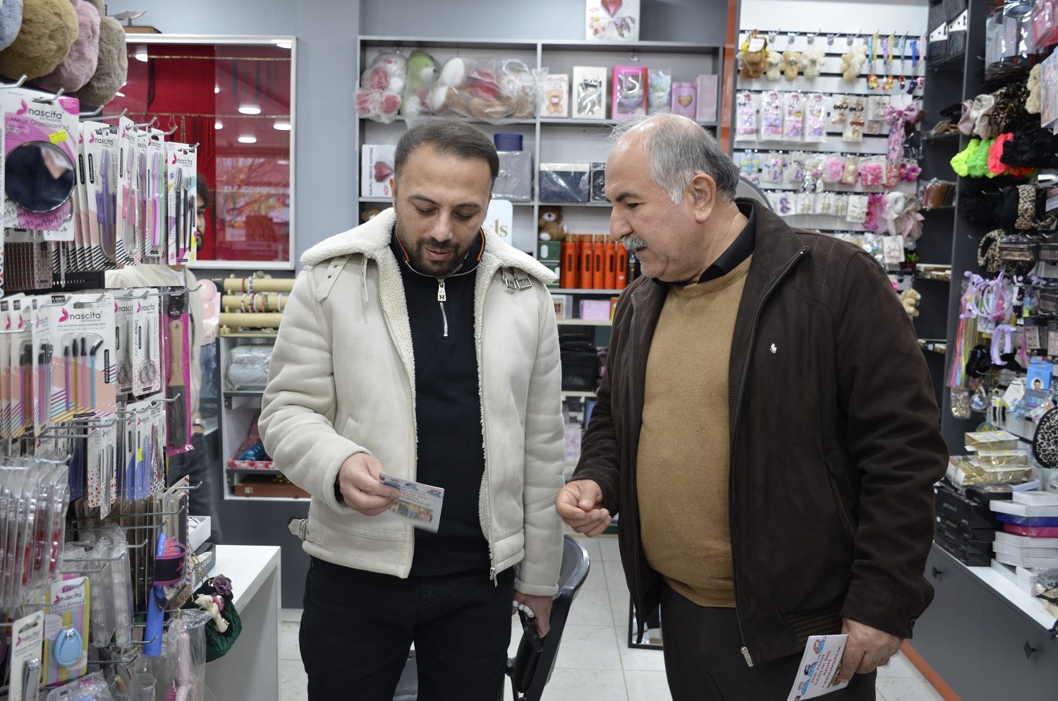 Afşin’de Esnafa Trafik Ve Sağlık İçin Yürüyüş Bilgilendirmesi Yapıldı (7)