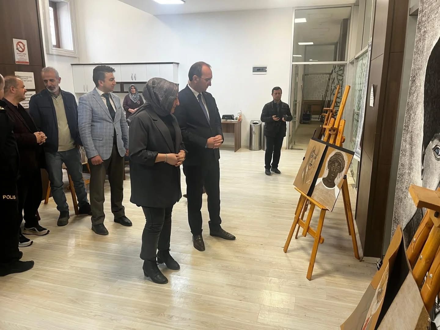 Afşin’de Halı Temalı Resim Sergisi Açıldı11