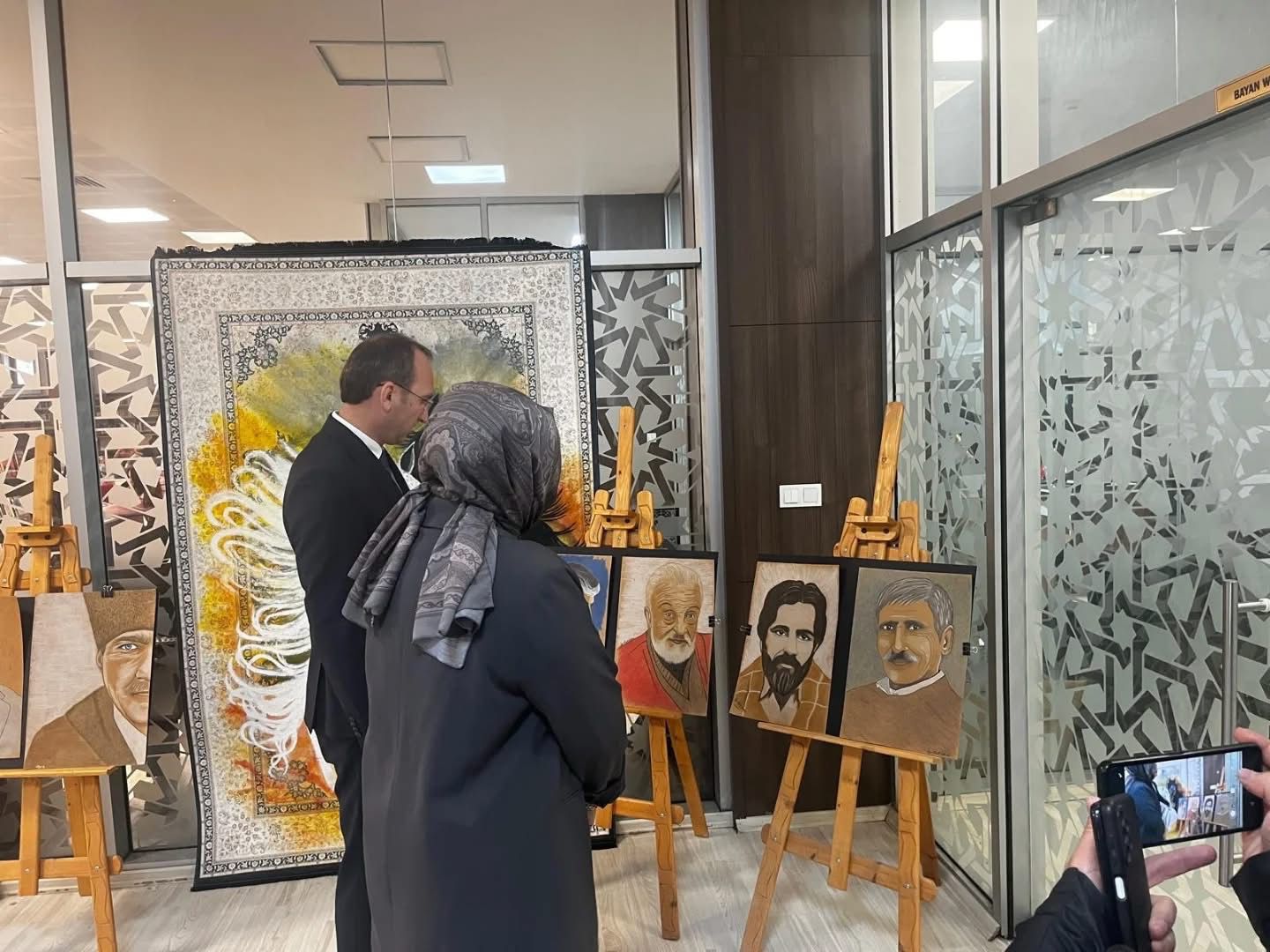 Afşin’de Halı Temalı Resim Sergisi Açıldı6