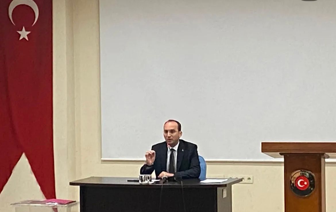 Afşin’de Kamu Hizmetleri Değerlendirme Toplantısı Yapıldı (3)