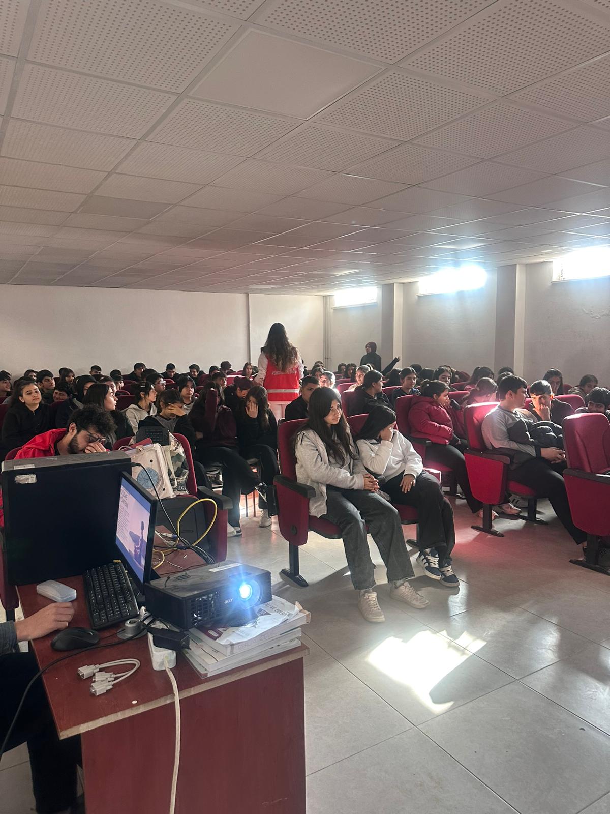 Afşin’de Lise Öğrencilerine Öfke Yönetimi Eğitimi Verildi1