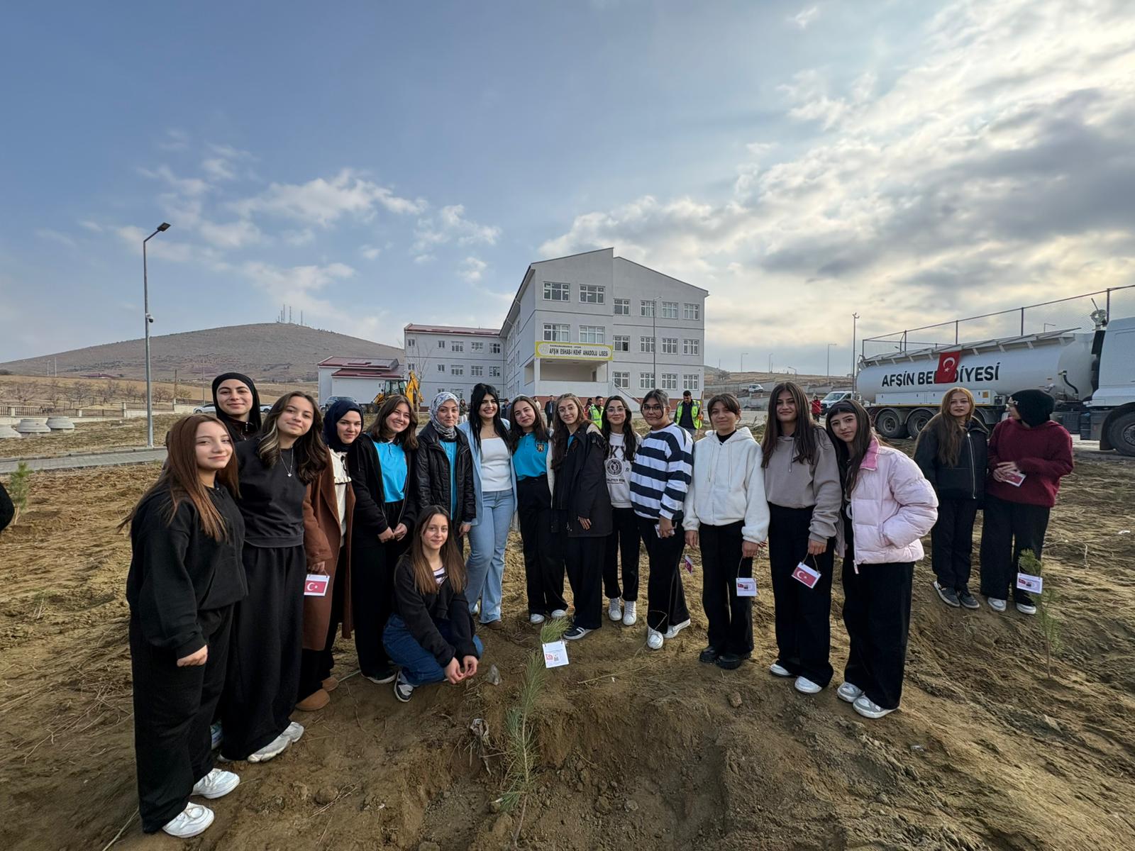 Afşin’de Şehit 20 Askerin Adı Dikilen Fidanlarda Yaşayacak (3)-1