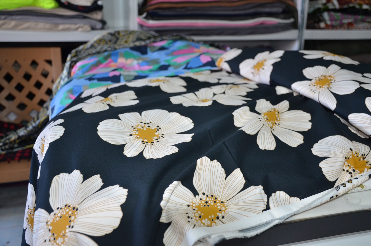 Afşin’de Su Kumaş Terzi’den Büyük İndirim Kampanyası Başladı (10)