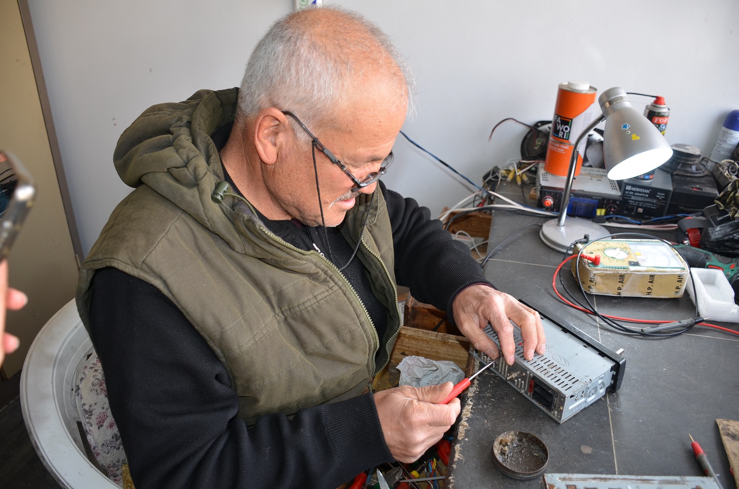 Afşin’de Teyp Tamirciliğinin Son Ustası İnce Köker (2)