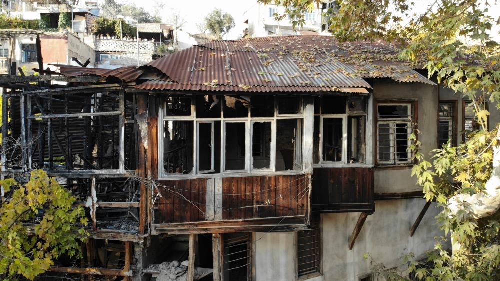 Asırlık Tarihi Evler Restorasyon Bekliyor 4
