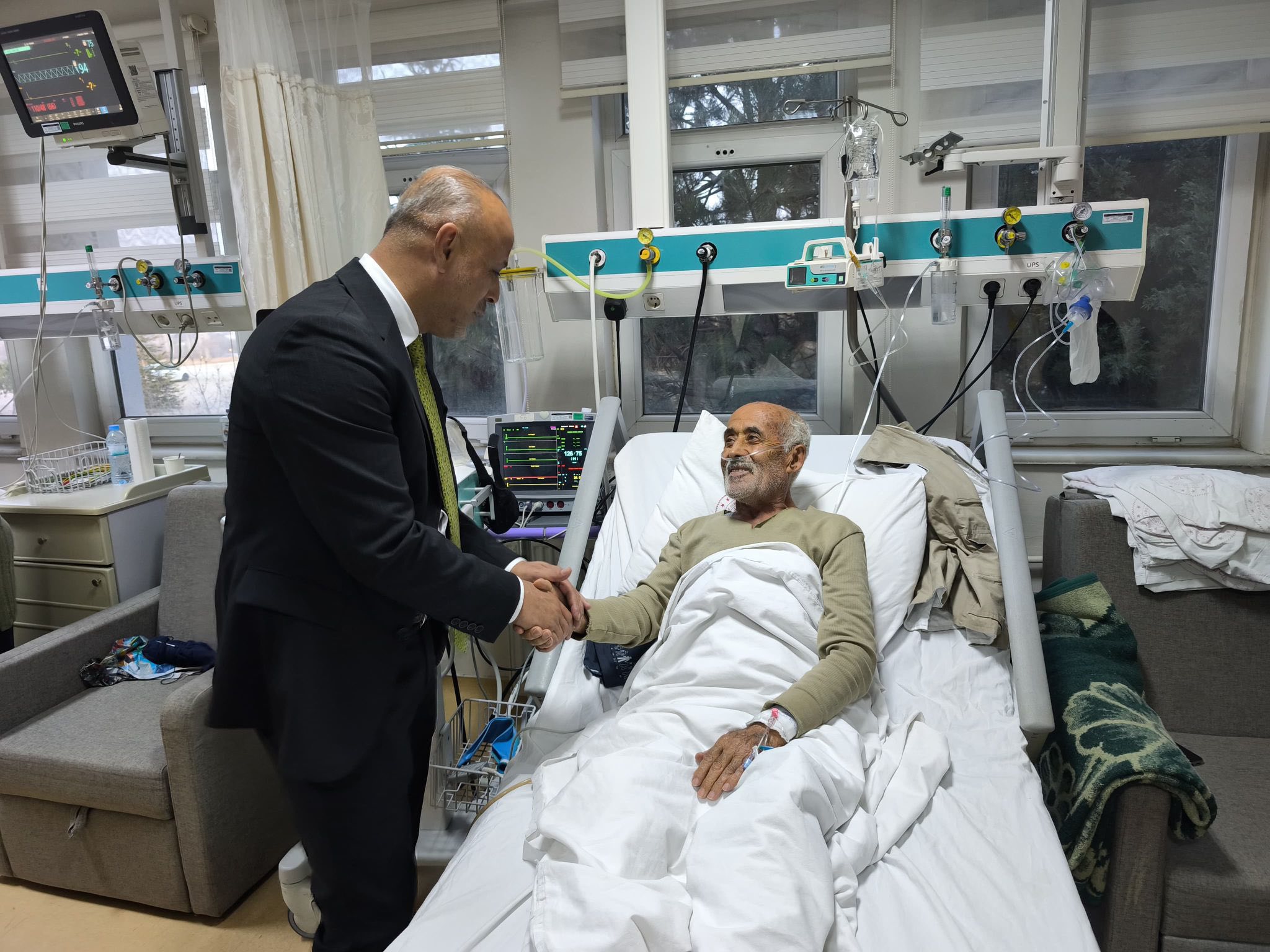 Başkan Kıraç’tan Hasta Vatandaşlara Ziyaret2