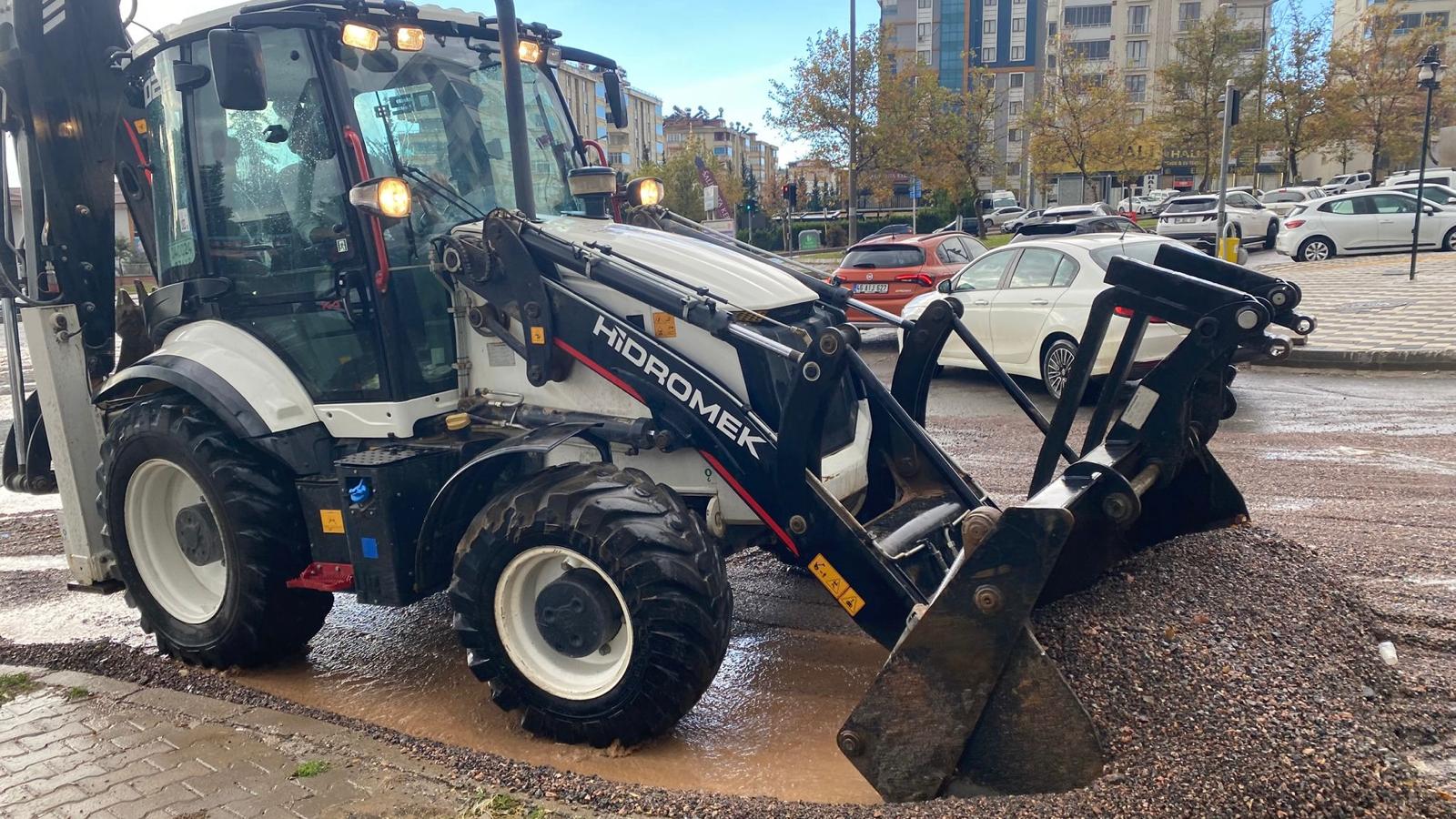 Büyükşehir Sahada Müdahalelerini Sürdürüyor (2)