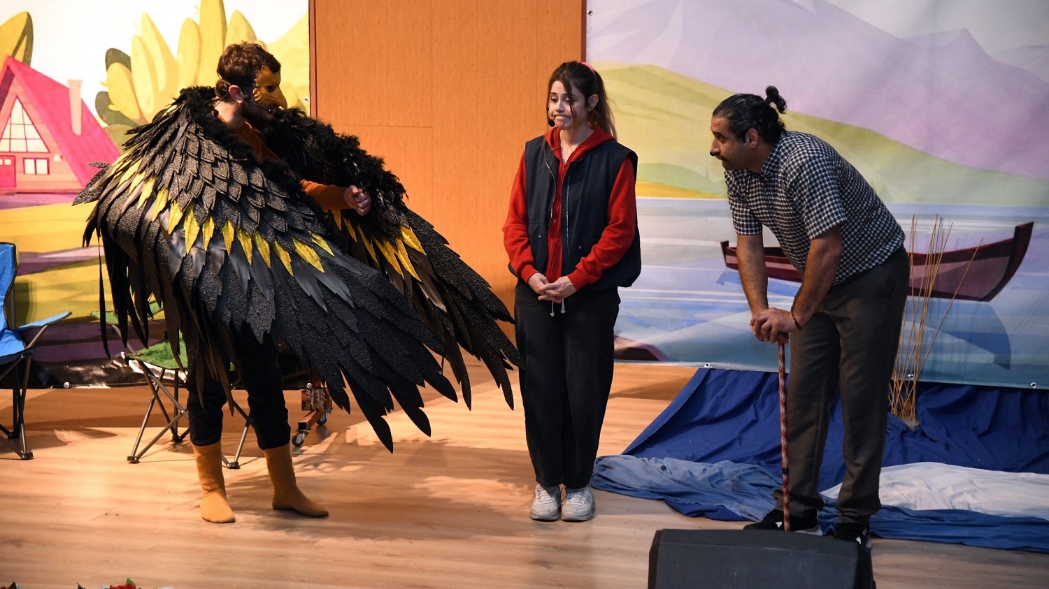 Büyükşehir’den Osmaniye’ye Kültür Köprüsü; “Ronnie Göldeki Fısıltı” Miniklerle Buluştu (2)