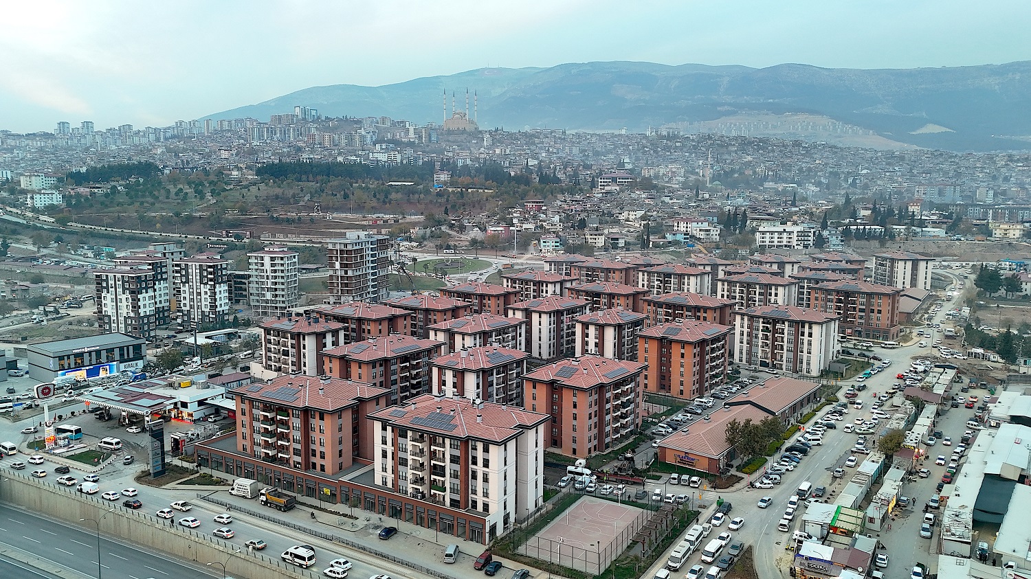 Ebrar Sitesi'nin Yerine Yapılan Konutlardan 510'Una Yöre Sakinleri Taşındı (1)