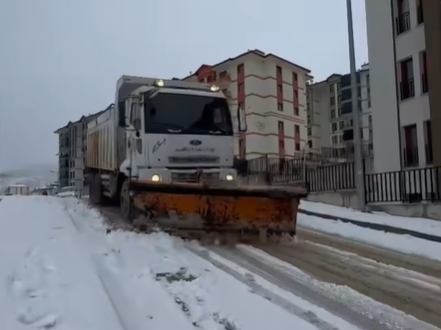 Elbistan Belediyesi’nden Karla Mücadele Çalışmaları (1)