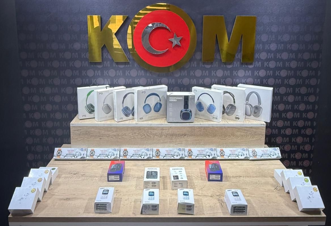 Emniyetten Uyuşturucu Operasyonu Binlerce Hap Ele Geçirildi