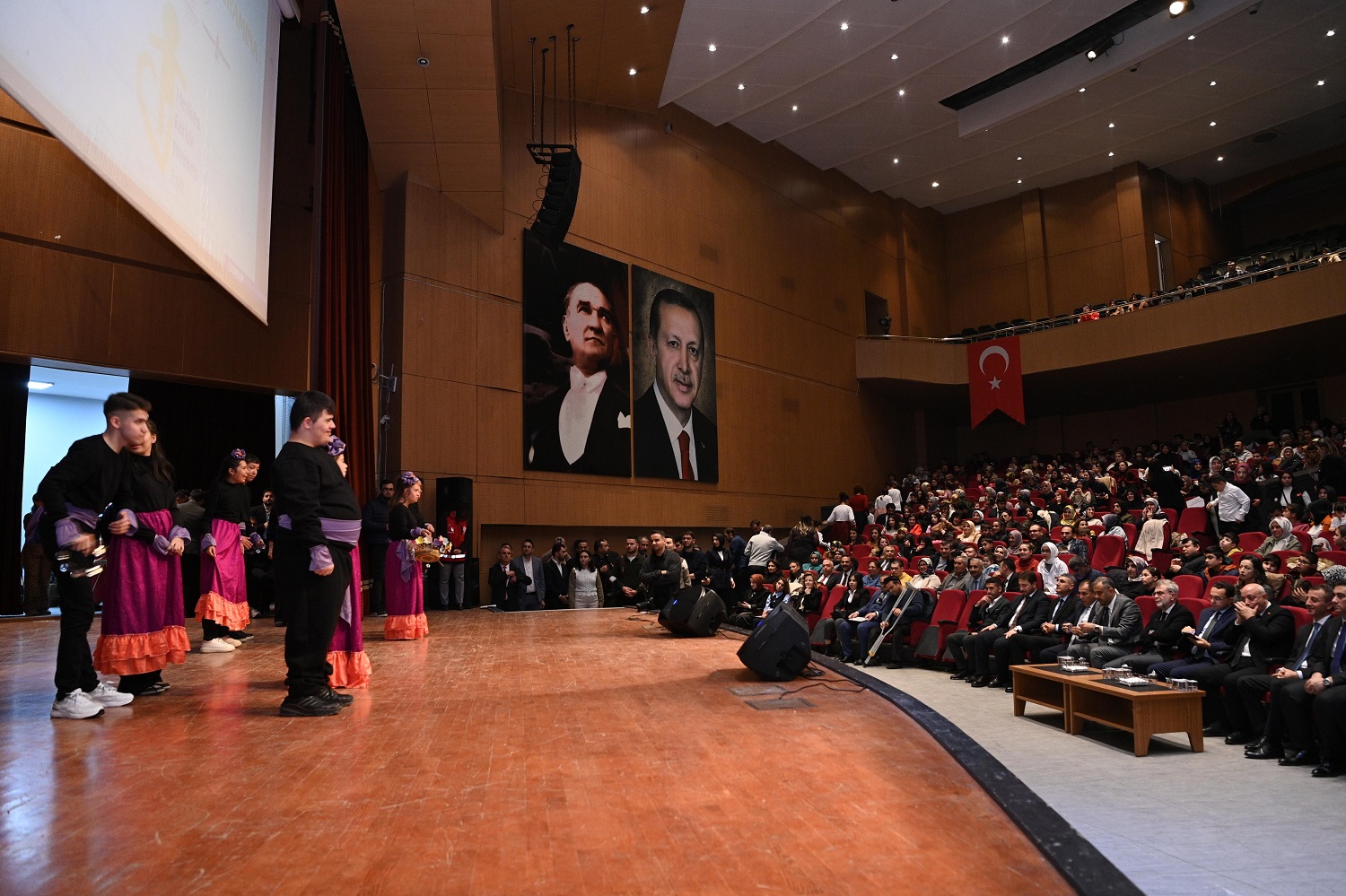 “Engellilerimiz İçin Türkiye’ye Örnek Projelerimizi Sürdürüyoruz” (3)