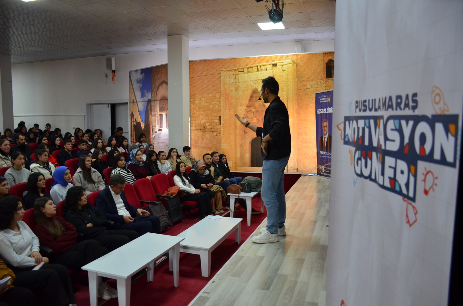 Gri Koç, “Motivasyon Günleri” Kapsamında Afşin’de Öğrencilerle Buluştu (12)