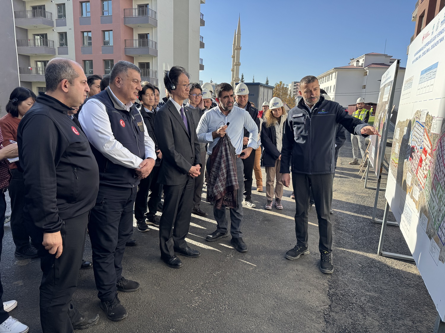 Japonya'nın Ankara Büyükelçisi Tamura Kahramanmaraş'ta Ziyaretlerde Bulundu (4)