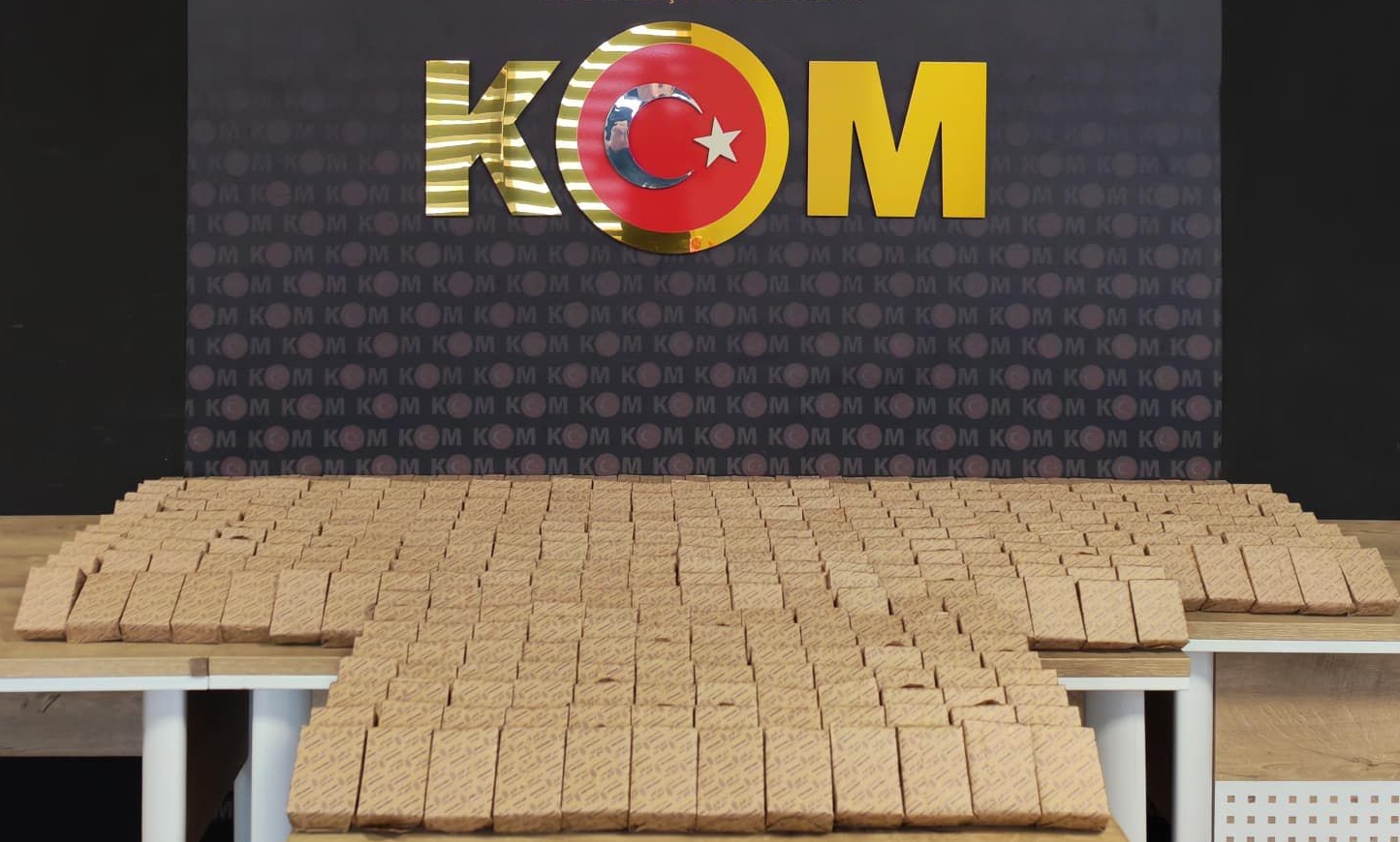 Kaçakçılık Operasyonunda 5 Zanlı Gözaltına Alındı (2)