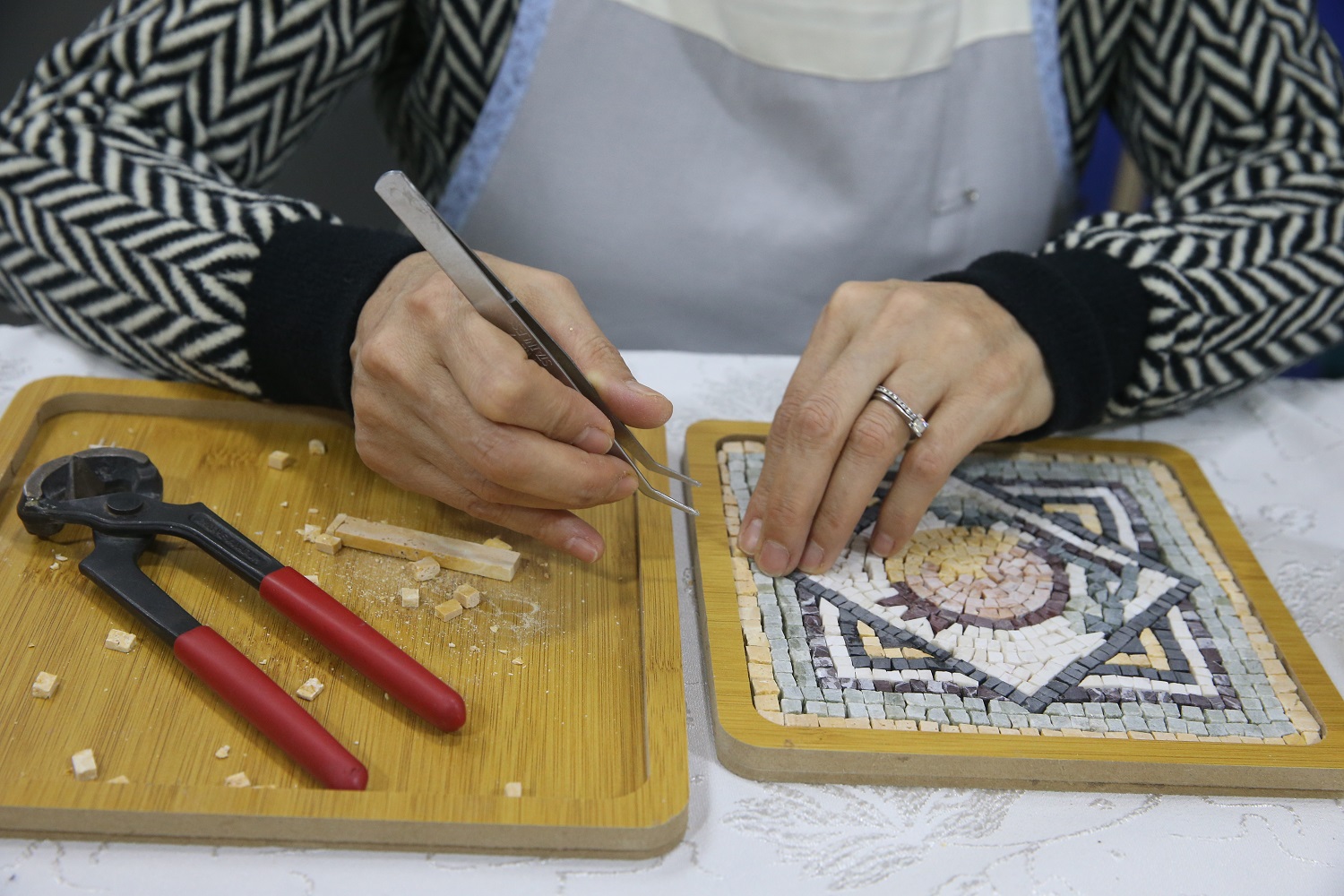 Kahramanmaraş'ın Germanicia Mozaikleri Kadınların Emeğiyle Yeniden Hayat Buluyor (2)