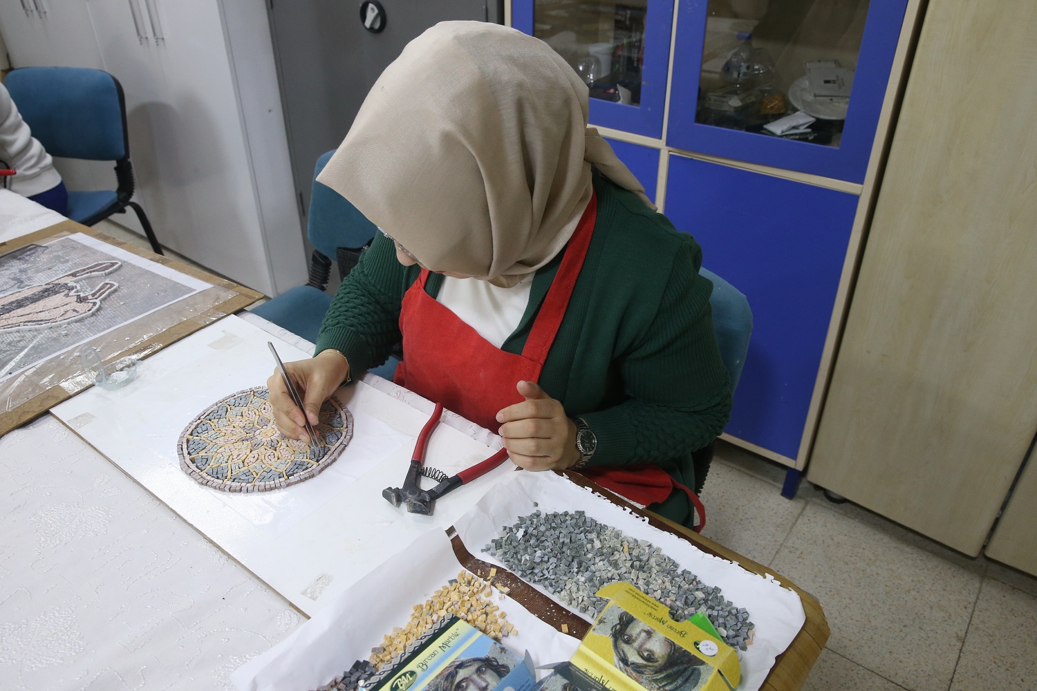 Kahramanmaraş'ın Germanicia Mozaikleri Kadınların Emeğiyle Yeniden Hayat Buluyor (5)