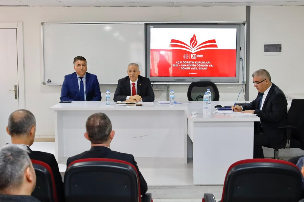 Kahramanmaraş’ta Açıköğretim Yazılı Sınavları İçin Bilgilendirme Toplantısı3