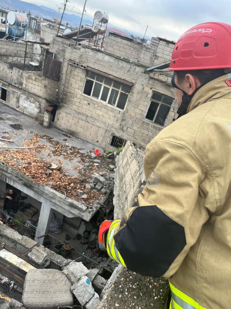 Kahramanmaraş'ta Metruk Ev Çöktü 3