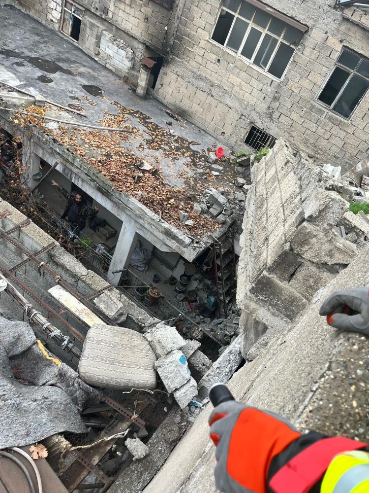 Kahramanmaraş'ta Metruk Ev Çöktü 5