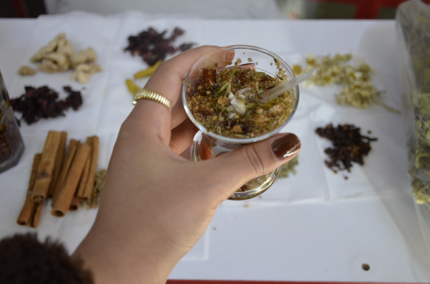 Kış Aylarında Doğal Şifa Arayışı Vatandaşlar Aktarlara Yöneliyor (11)