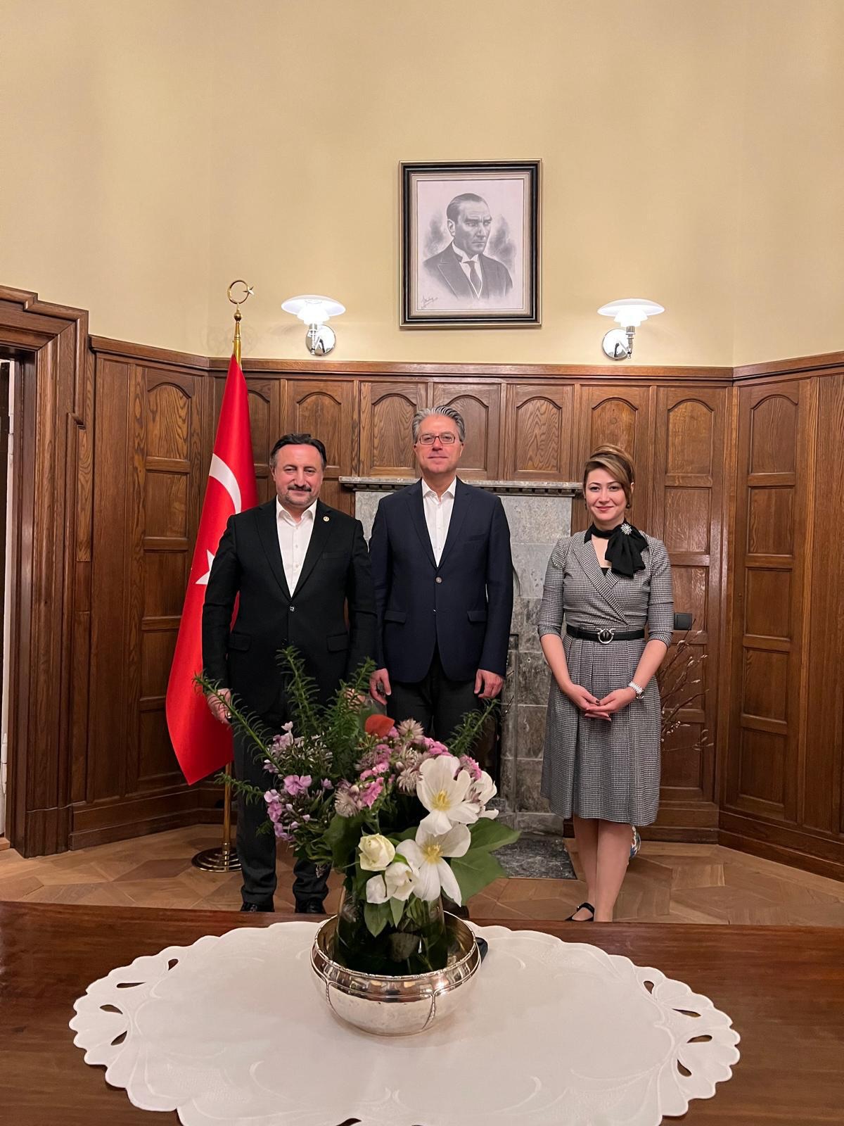 Milletvekili Karakoç, Kopenhag’da Diplomatik Temaslarda Bulundu