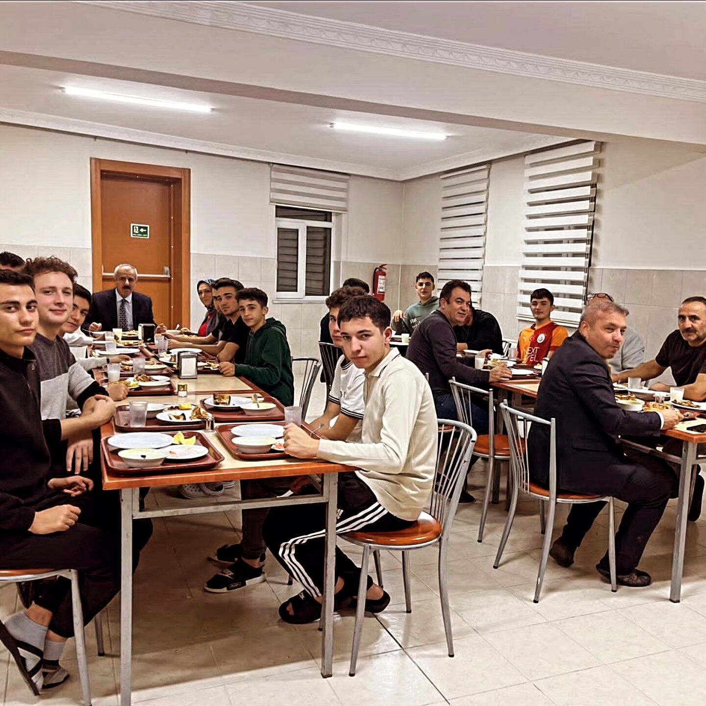 Milli Eğitim Müdürü Gezer’den Mükrimin Halil Anadolu Lisesi Pansiyonuna Ziyaret1