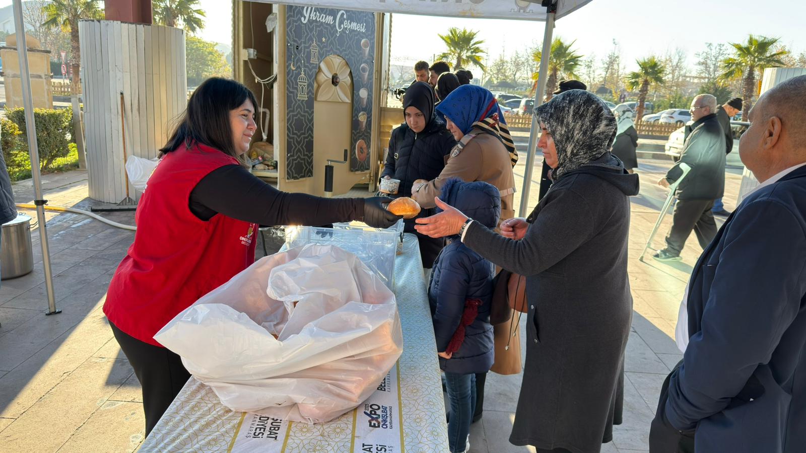 Onikişubat Belediyesi’nden Ksü Tıp Fakültesi’nde Gönülleri Isıtan İkram (5)