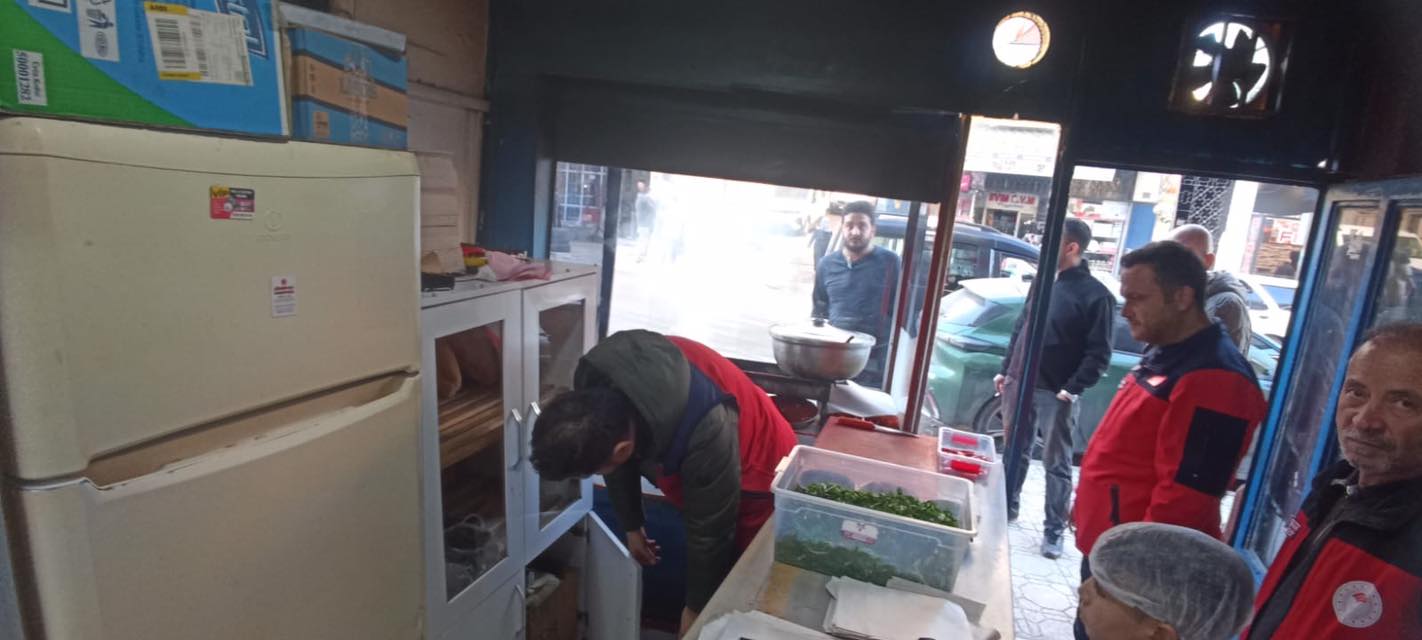 Sosyal Medya Yankı Uyandıran Restorana Denetim (4)