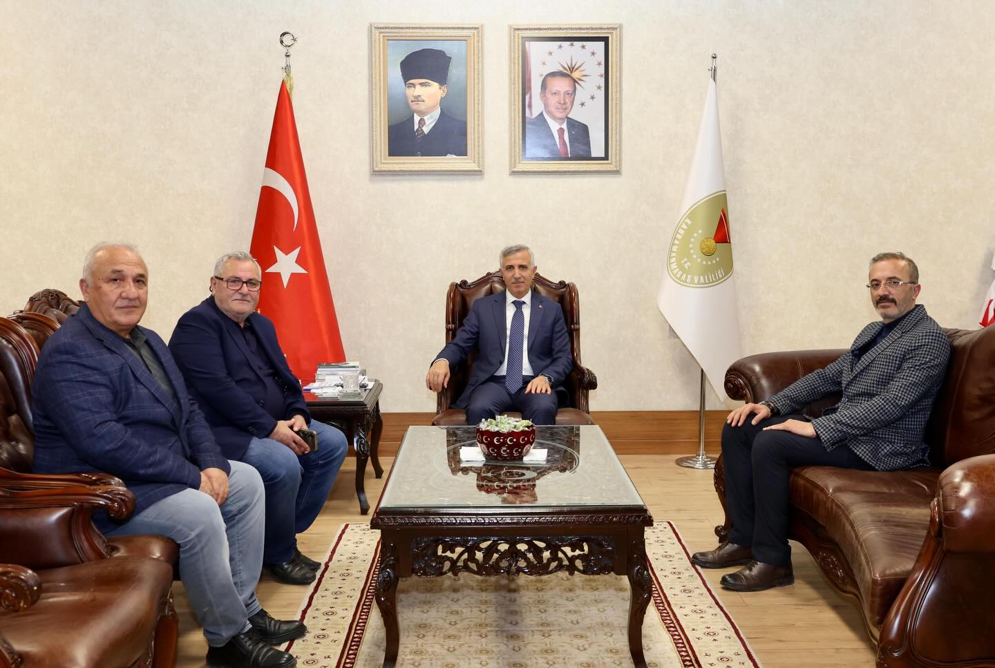 Vali Mükerrem Ünlüer’den Makam Ziyaretleri2