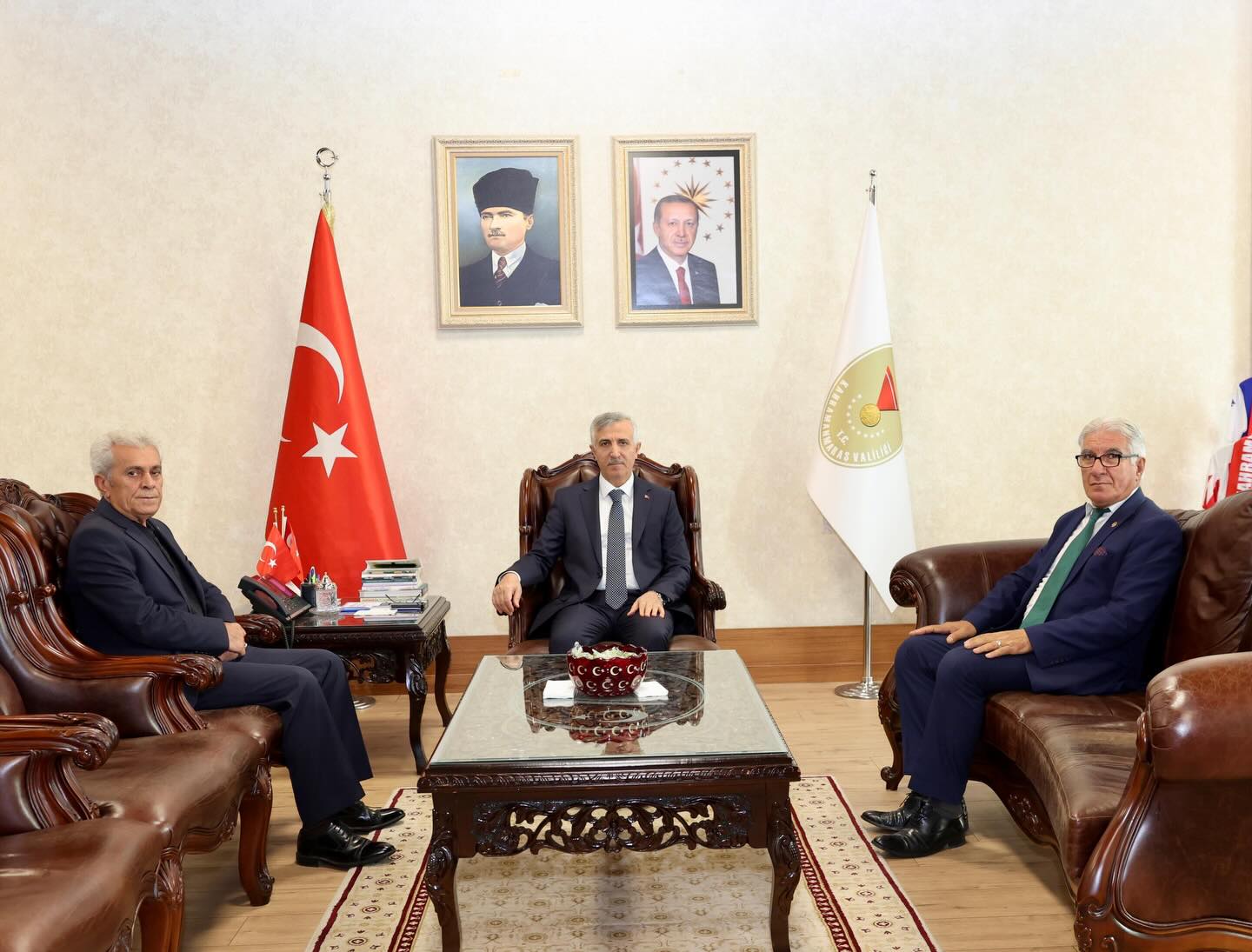 Vali Ünlüer, Farklı Kurum Ve Sivil Toplum Temsilcilerini Makamında Ağırladı