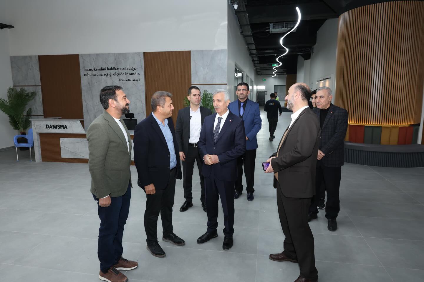 Vali Ünlüer’den Abdulhamithan Diyanet Gençlik Merkezi’ne İnceleme Ziyareti