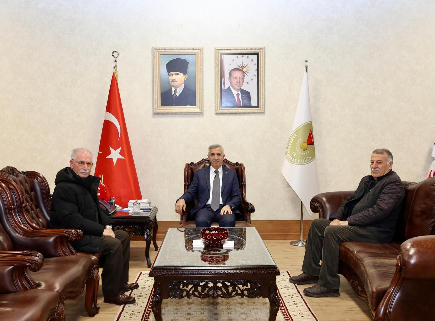 Vali Ünlüer’den Makam Ziyaretleri