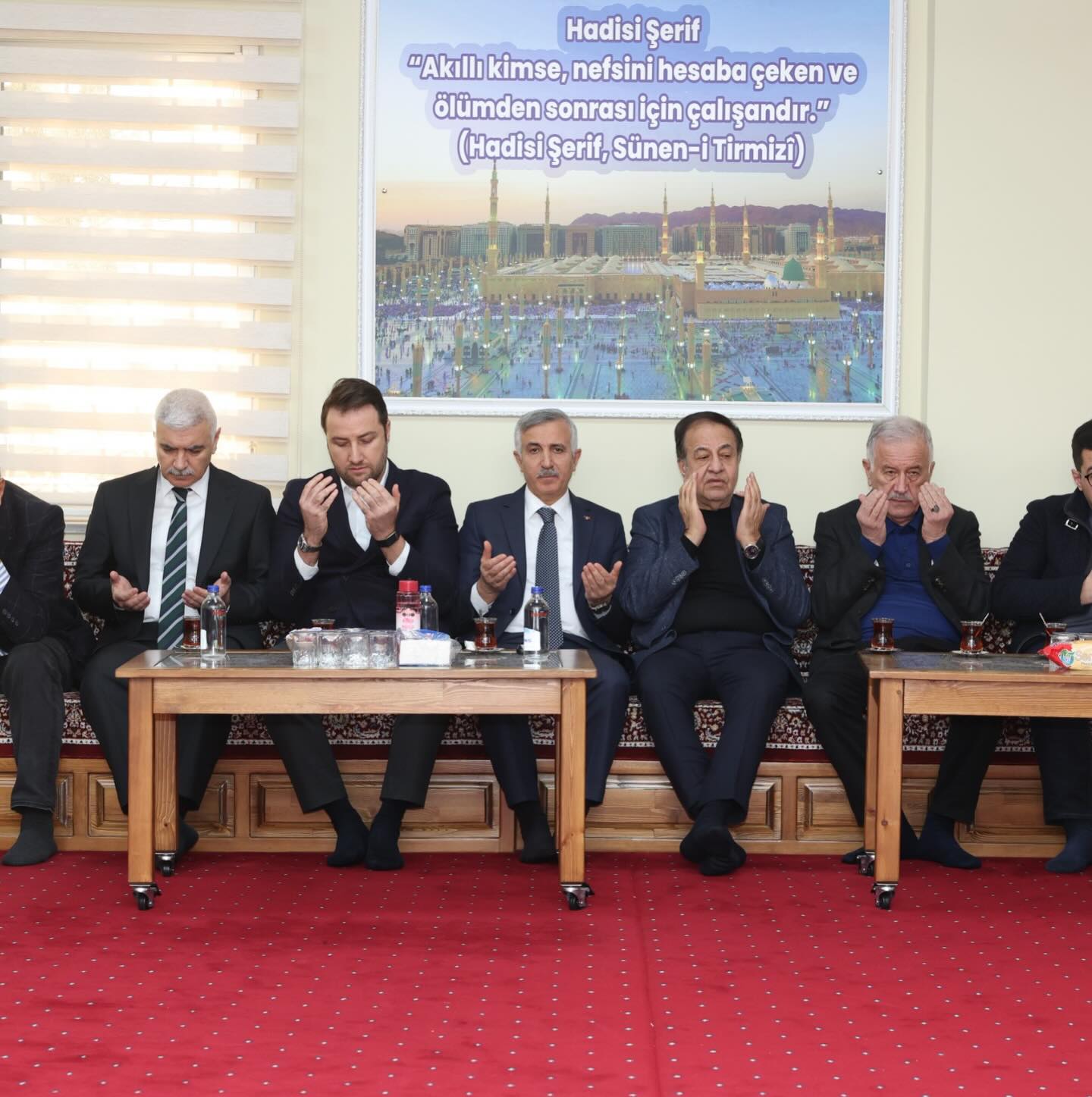 Vali Ünlüer’den Şerbetçi Ailesine Taziye Ziyareti1