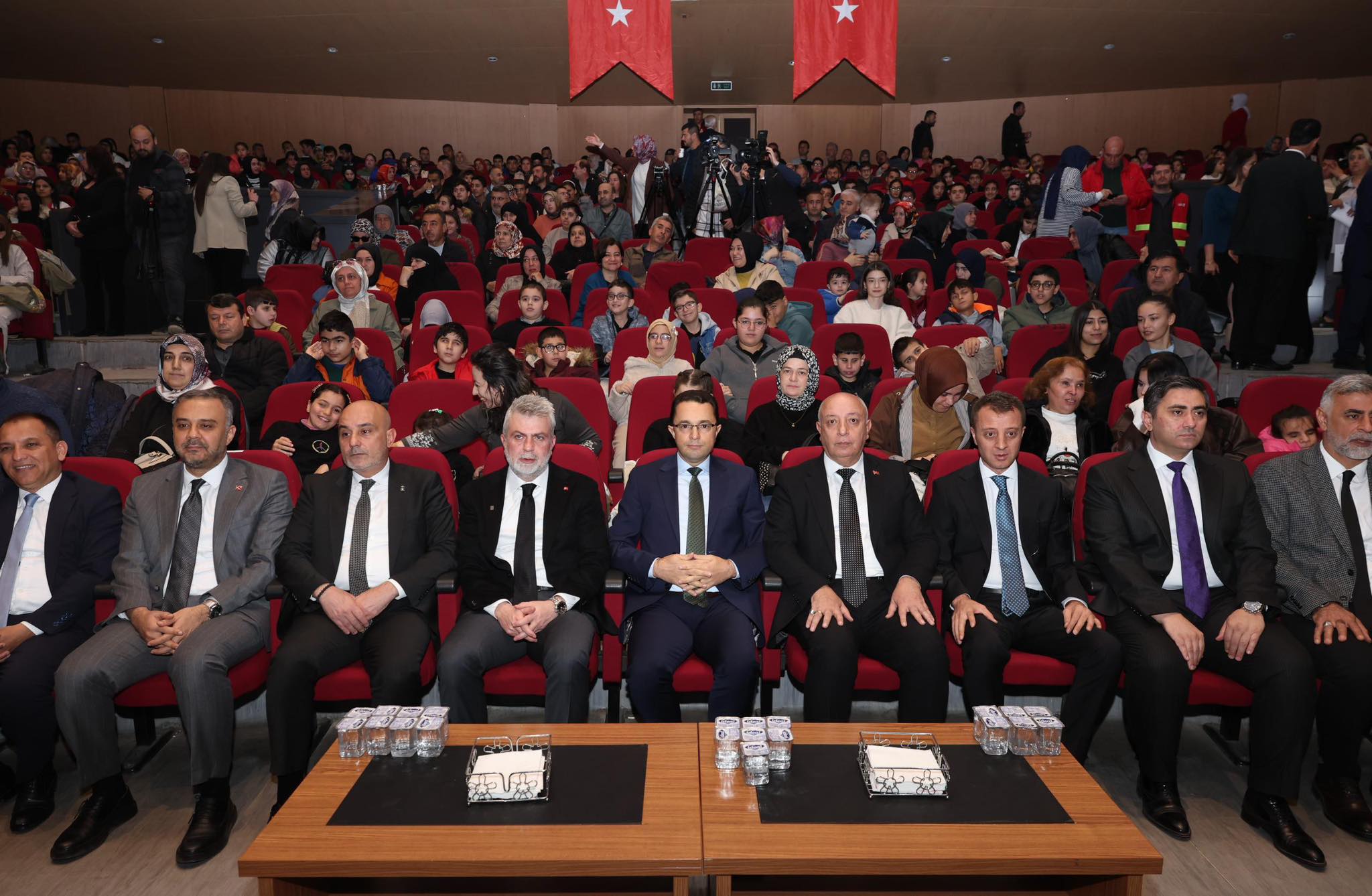 Vali Vekili, Sinanoğlu Özel Bireylerle Buluştu