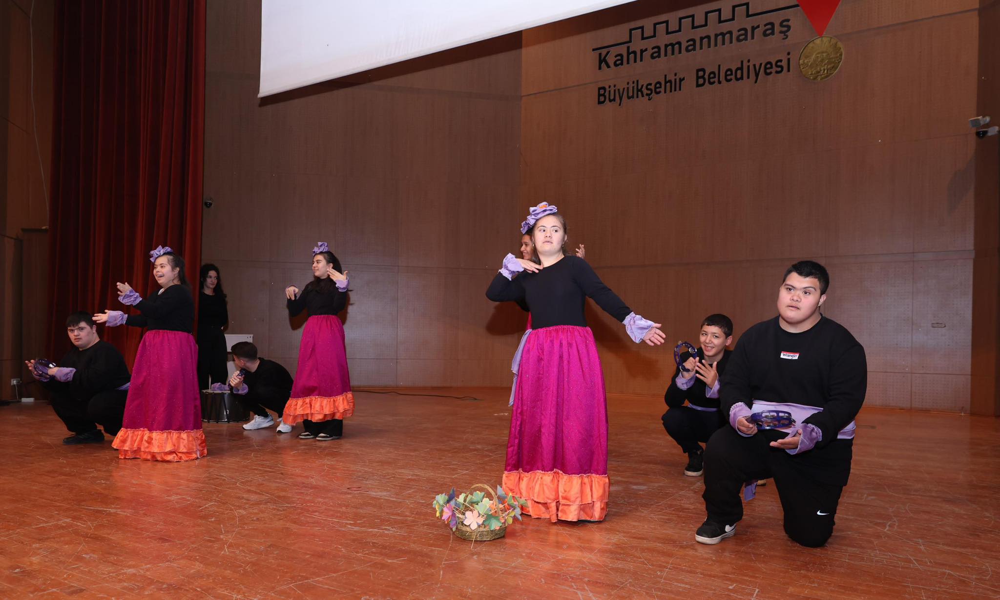 Vali Vekili, Sinanoğlu Özel Bireylerle Buluştu5