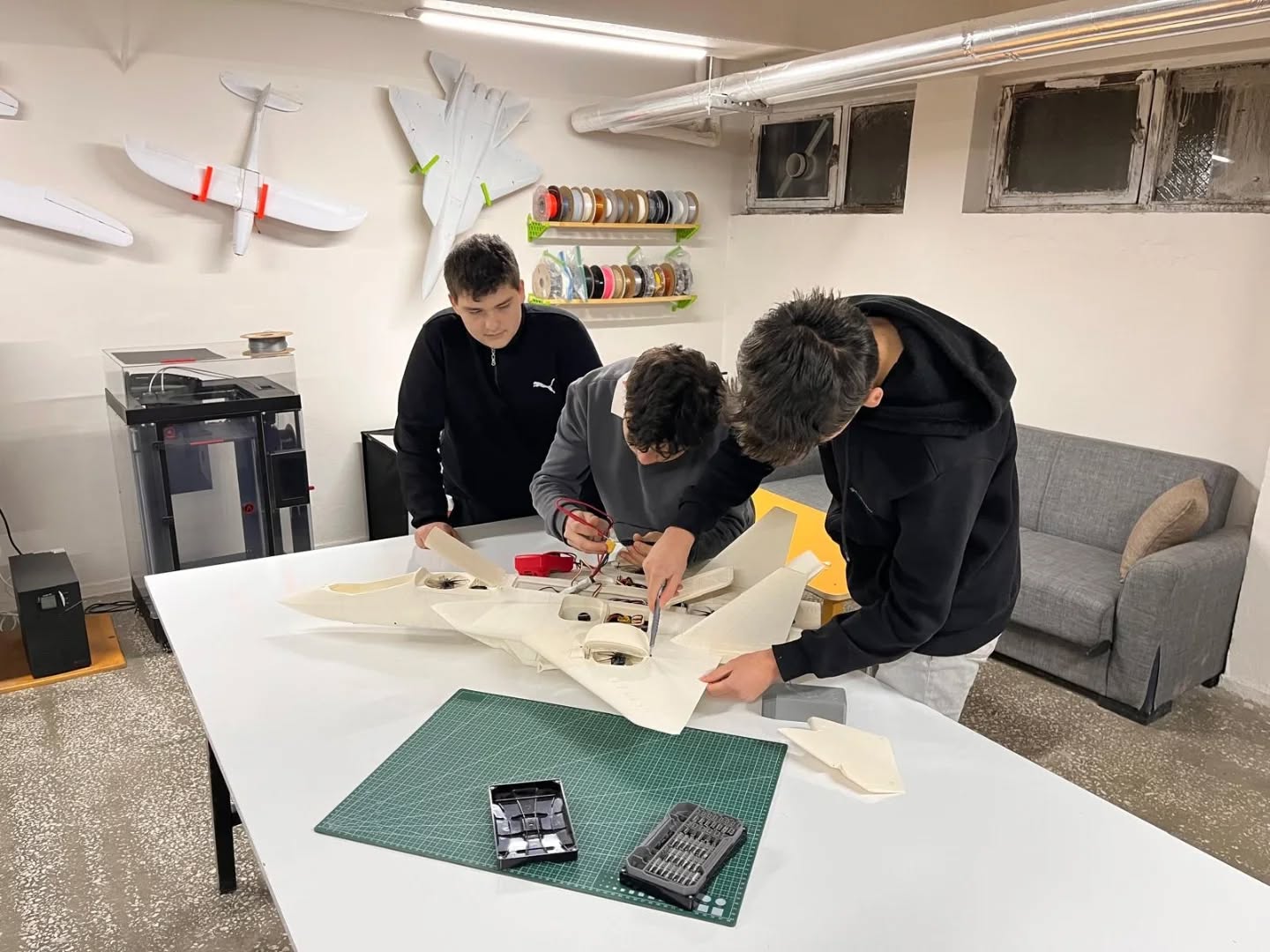 619807615 18191461765342651 7143509049423413764 N