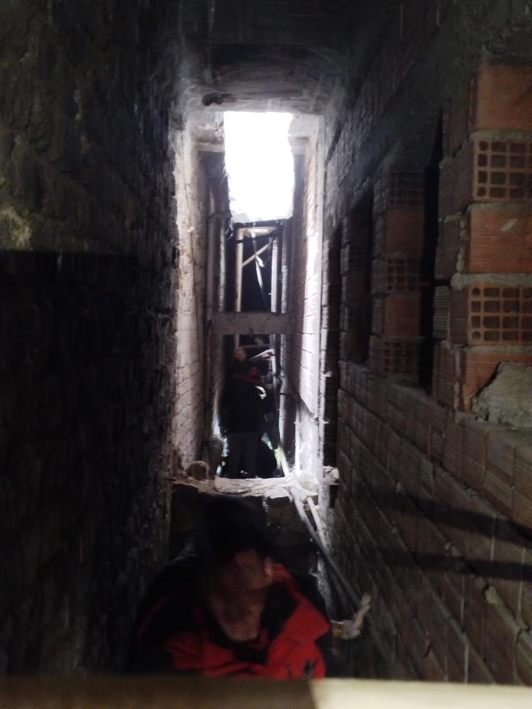 Açılan Mazgaldan Düşen Çocuk Yaralandı 5