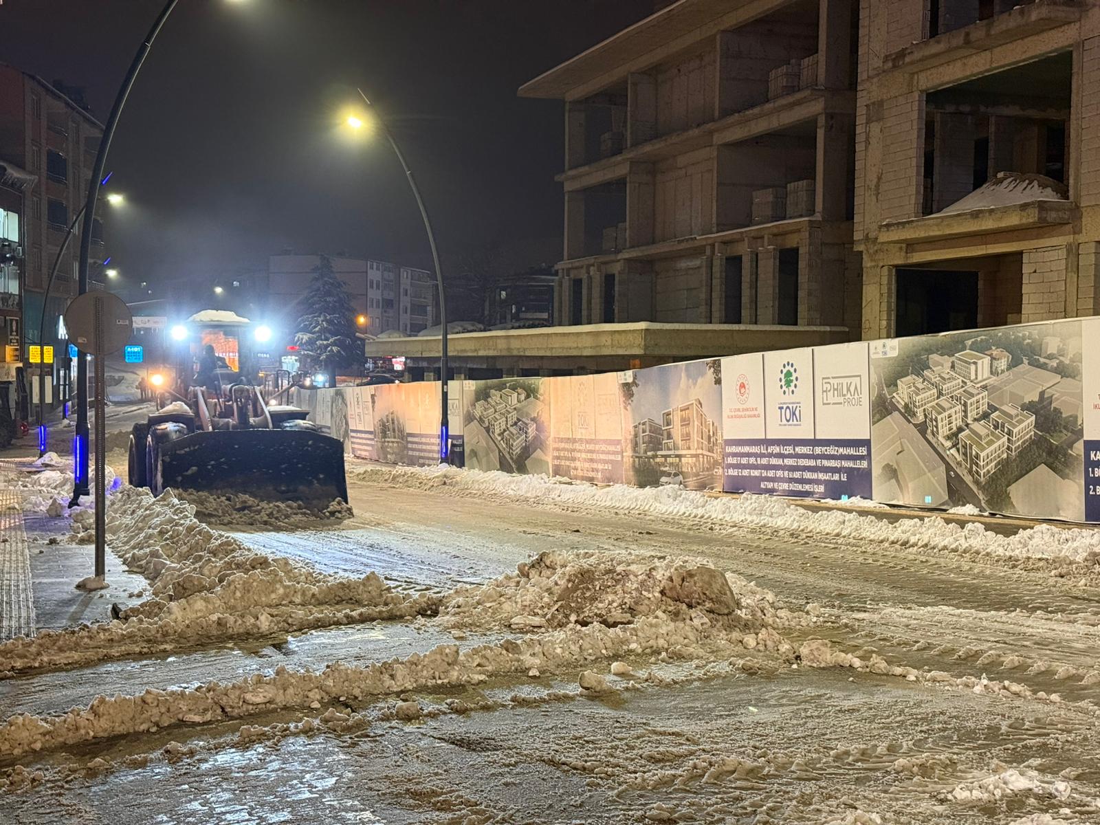 Afşin Belediyesi Karla Mücadelede Sahada (4)