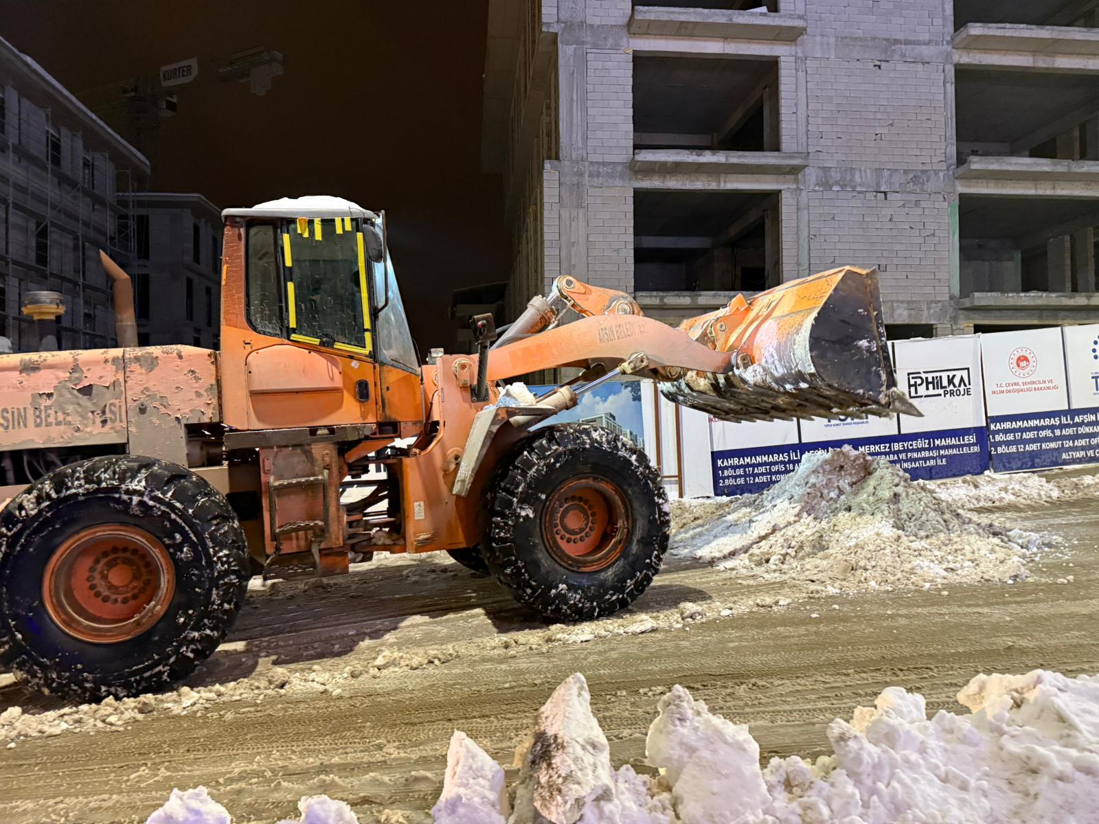 Afşin Belediyesi Karla Mücadelede Sahada (6)