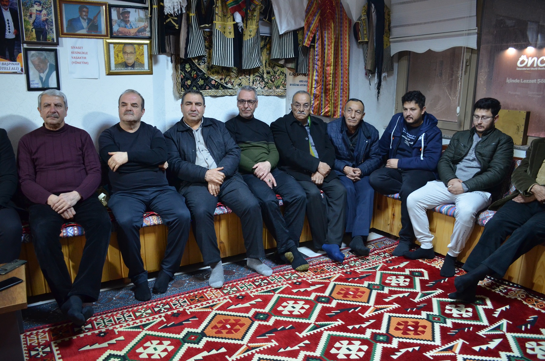 Afşin Halk Ozanları Derneği’nde Türkü Gecesi (4)