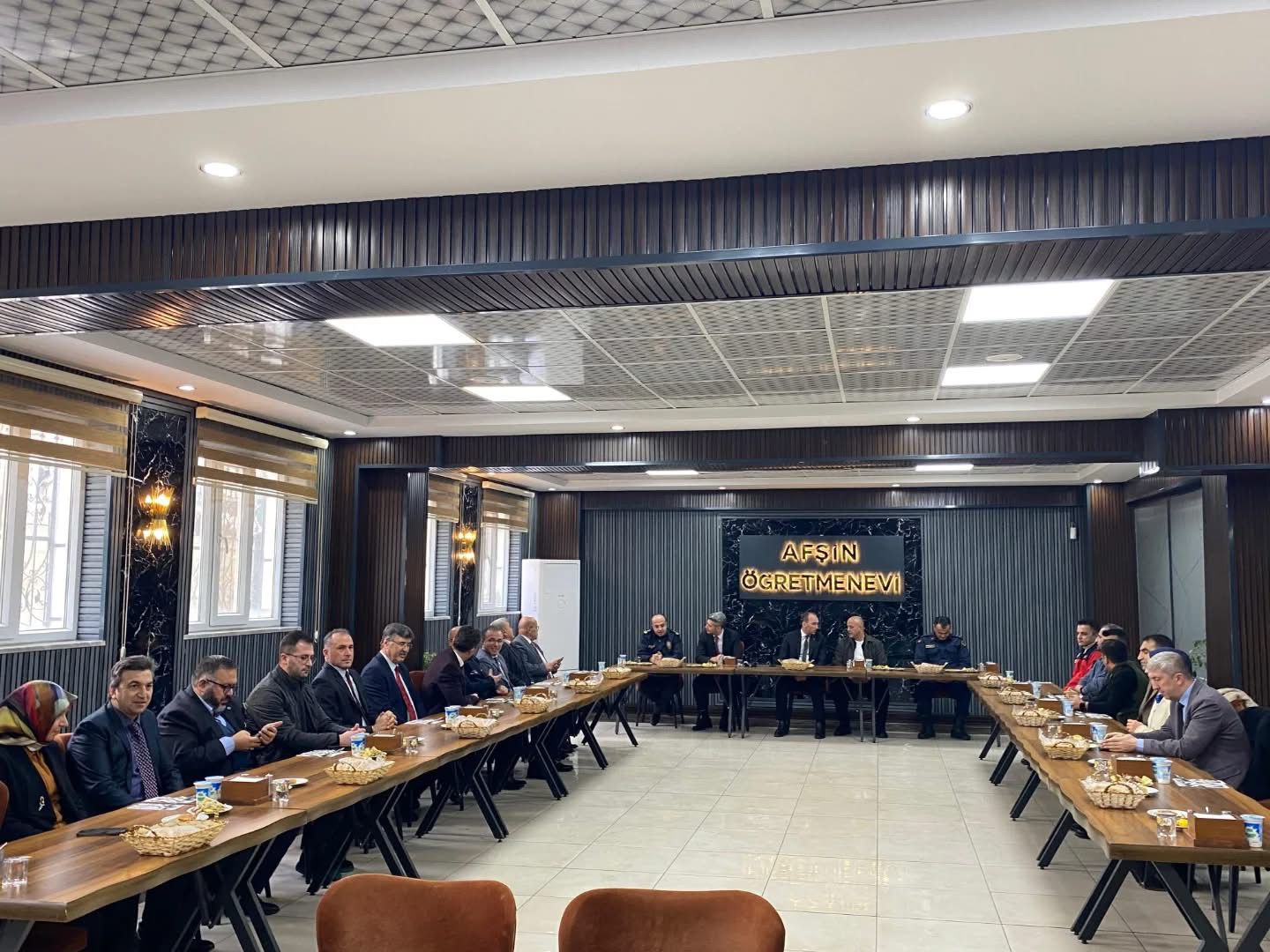 Afşin İlçe Emniyet Müdürü Topal’a Veda Programı Düzenlendi3