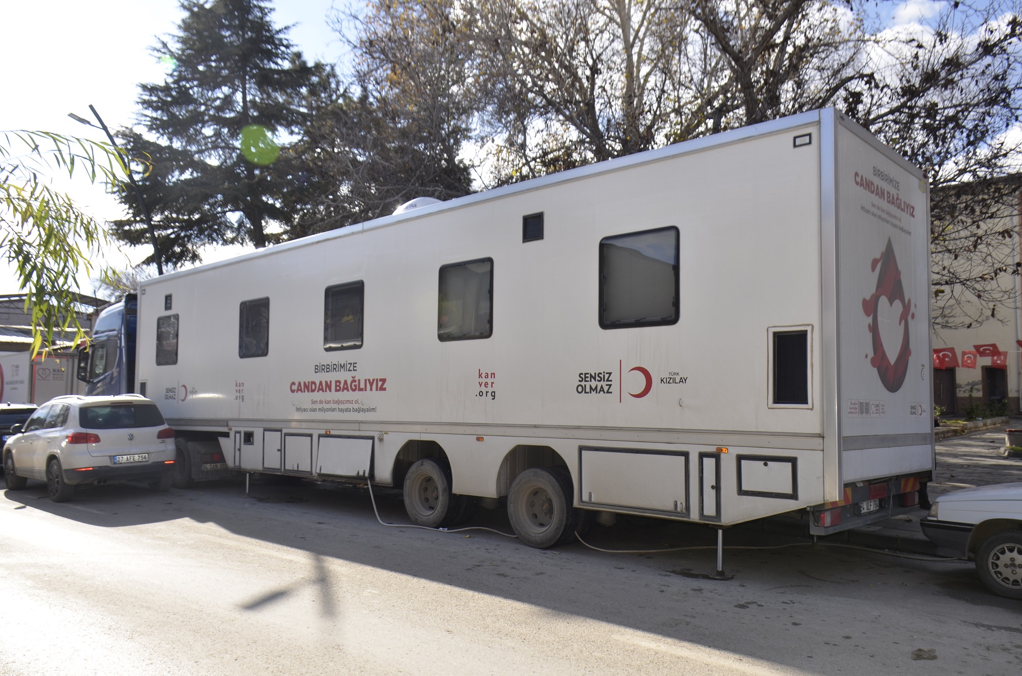 Afşin Kızılay Kan Bağış Aracı (2)