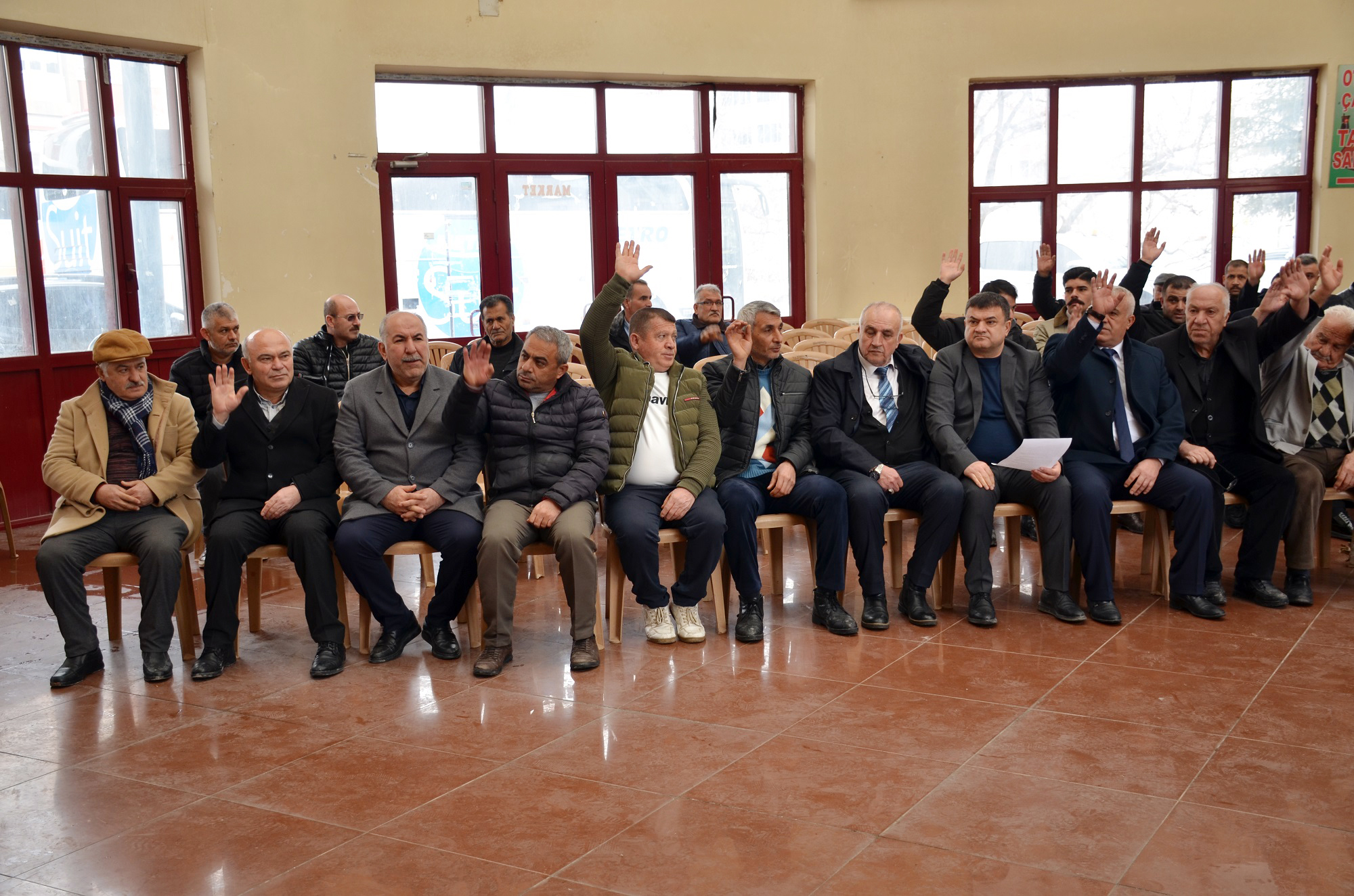 Afşin Şoförler Ve Otomobilciler Odası’nda Seçim Heyecanı Başladı (2)-1